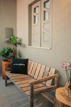 Pillowtop-Betten, Verdunkelungsvorhänge, Bügeleisen/Bügelbrett