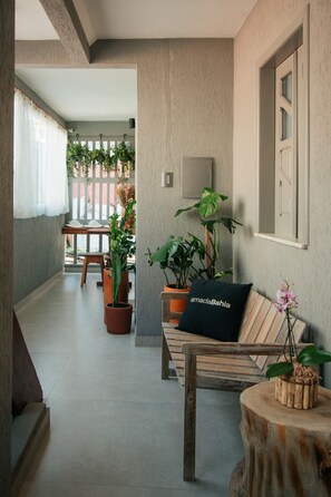 Colchones con pillow-top y cortinas blackout 