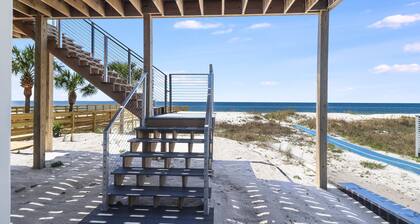 Beachfront Paradise Awaits You!!