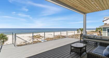 Beachfront Paradise Awaits You!!