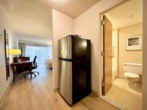 1 chambre, fer et planche à repasser, Wi-Fi, literie fournie