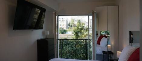 2 室のベッドルーム、WiFi、ベッドシーツ