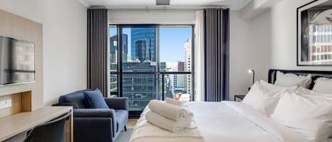 Fer et planche à repasser, Wi-Fi gratuit, draps fournis