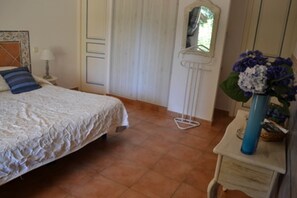 1 camera, Wi-Fi gratuito