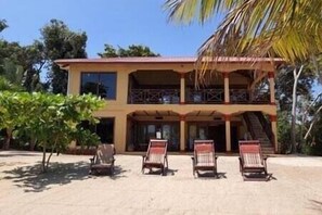 Exterior - Paradise Beach Belize Suite B (downstairs) (Hopkins)