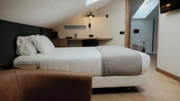 Habitación básica | Escritorio, wifi gratis, ropa de cama