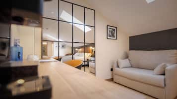 Classic Room | Desk, free WiFi, bed sheets