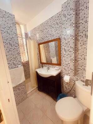 Apartment, 2 Bedrooms, Smoking, Balcony | Bathroom - Charming Studio In Casablanca (Casablanca)