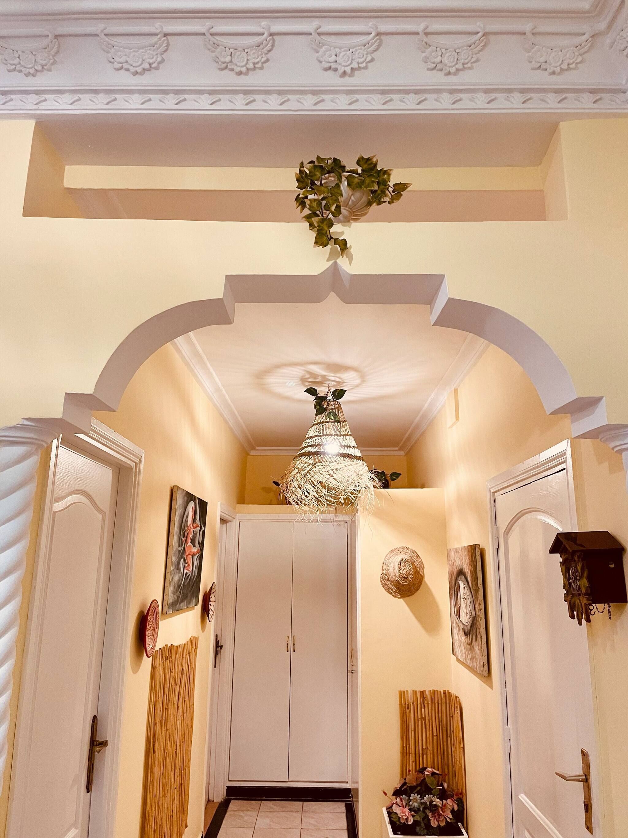 Apartment, 1 Bedroom, Smoking, City View | Bahagian dalam