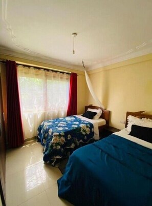 2 bedrooms, iron/ironing board, WiFi, bed sheets