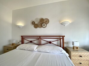 1 bedroom, iron/ironing board, free WiFi, bed sheets - Alq 268 Oceanic first line apartment (Calpe / Calp)