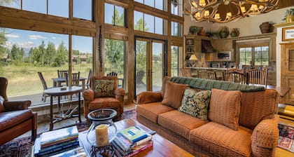 Impressive mtn-view home near national parks with deck, fireplace, & streaming
