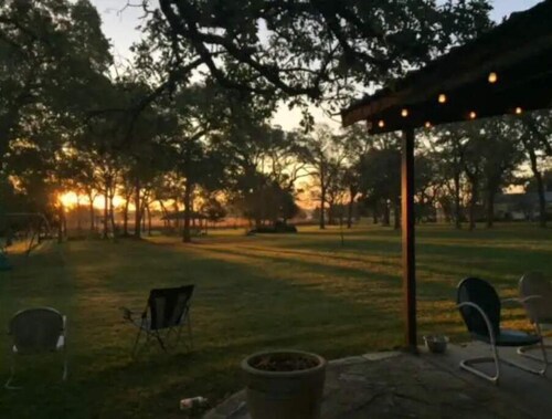 The Baugh Farm-Country Living near ATX