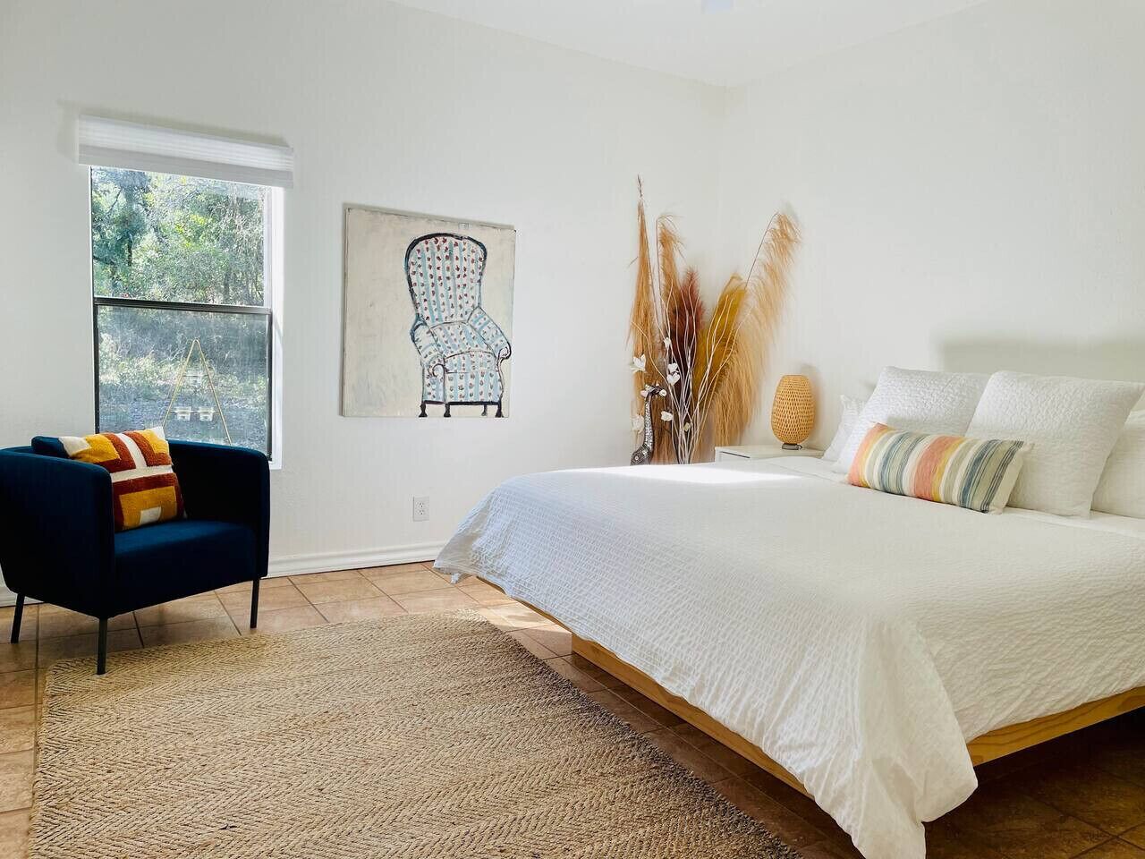 1 多间卧室、办公桌、熨斗/熨衣板、旅行婴儿床