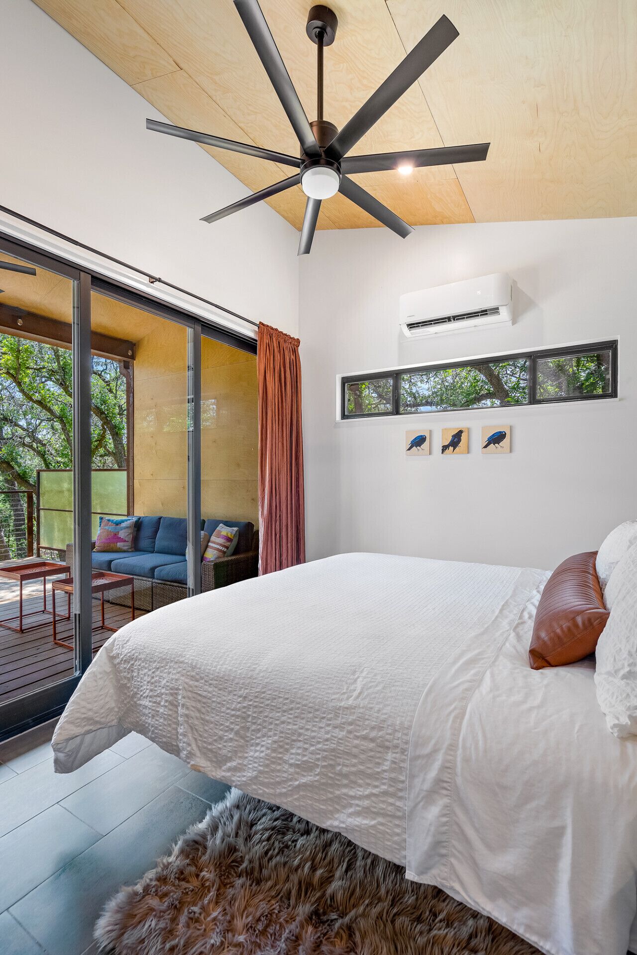 1 Schlafzimmer, Schreibtisch, Bügeleisen/Bügelbrett, Reisekinderbett