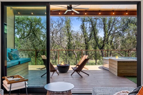 Modern Cabin w Heated Pool, Firepit, Trails, Stars
