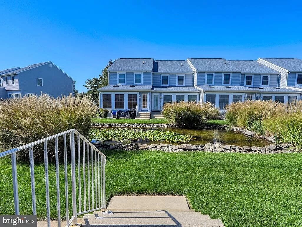 NEW Rehoboth Beach, Pool and Tennis! Renovated, close to beach and Rehoboth Ave