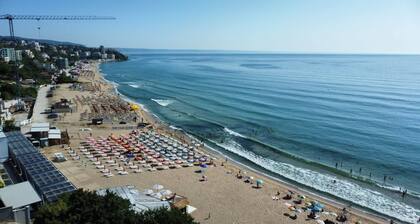 Holyday houses ON THE COAST Đлаж,ĐŒĐŸŃĐ”, ĐżŃĐŸŃŃĐŸŃĐ”Đœ ĐŽĐČĐŸŃ,ŃŃŃ,ŃДлаĐșŃ ĐČĐșŃŃĐœĐ° Ń
ŃĐ°ĐœĐ°