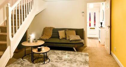 Vista Lodge (5mins) to Mcr Airport