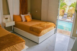 4 bedrooms, in-room safe, iron/ironing board, free WiFi