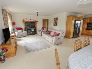 Living area - Bunny Lane (Cloonflyn)