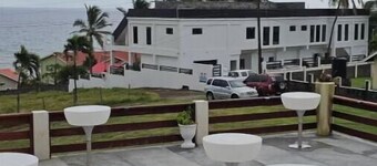 Coconut Breeze SVG - 1 bdrm seaview apt
