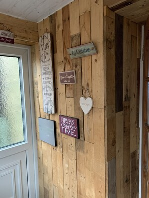 คอทเทจ | ภายใน