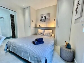 3 bedrooms, iron/ironing board, WiFi