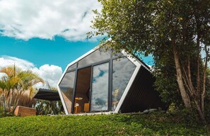 Suite Confort | Ropa de cama de alta calidad, muebles diferentes y wifi gratis 