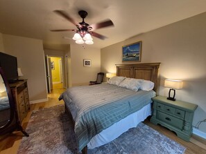 2 soveværelser, skrivebord, strygejern/strygebræt, gratis Wi-Fi