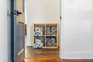 Interior - Charming St. Pete Hideaway: 2BR/1BA-6 Person home 3/4 mi. from Downtown. (St. Petersburg)