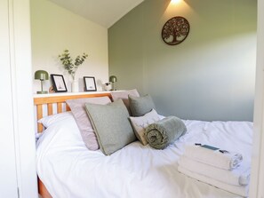 Cottage | 1 bedroom, individually decorated, individually furnished, free WiFi
