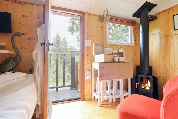1 bedroom, WiFi (free), individually decorated, individually furnished