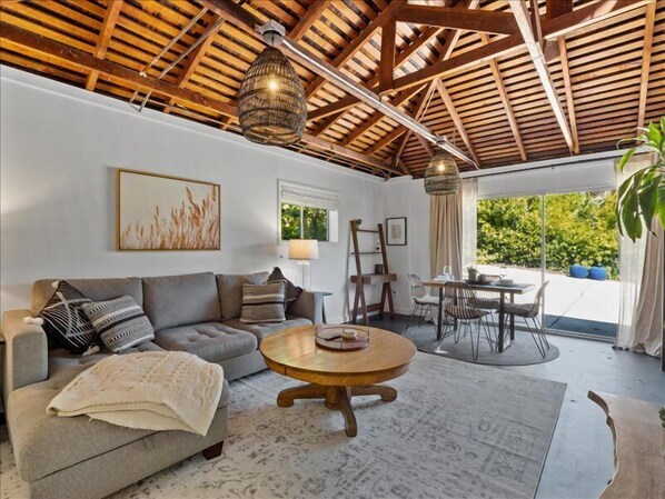 تلفزيون ذكي، ستيريو