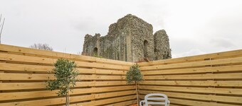 4 Castle Terrace