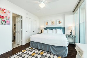 3 室のベッドルーム、アイロン / アイロン台、WiFi (無料)、ベッドシーツ