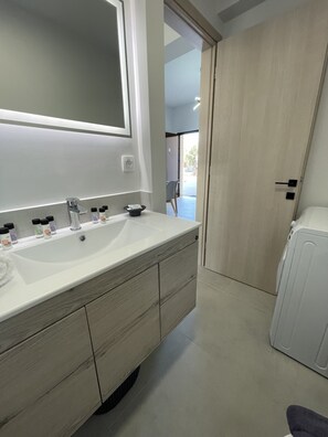 Departamento, 2 habitaciones, con acceso para personas discapacitadas, para fumadores | Baño