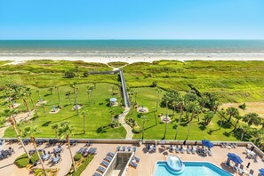 A heated pool - 0810 Buccaneer Beach Retreat (Galveston)