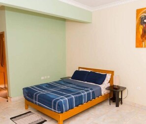 1 bedroom, iron/ironing board, bed sheets