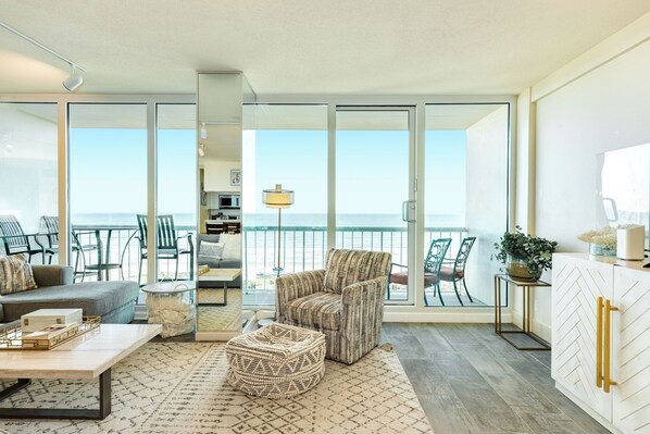 TV - 0700 The Grand Seas Retreat (Galveston)