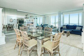 Dining - 0315 Coastal Luxe Residences (Galveston)
