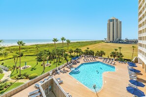 Et oppvarmet basseng