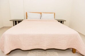 1 bedroom, iron/ironing board, bed sheets