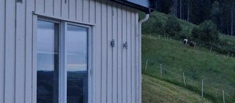 Idyllic cottage on a farm with fantastic views and surrounded by nature. 