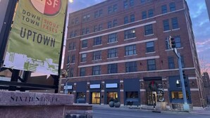 Exterior - Studio63 on Phillips (Sioux Falls)