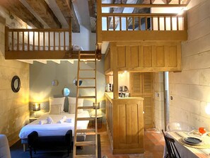 2 chambres, fer et planche à repasser, lit parapluie, Wi-Fi gratuit
