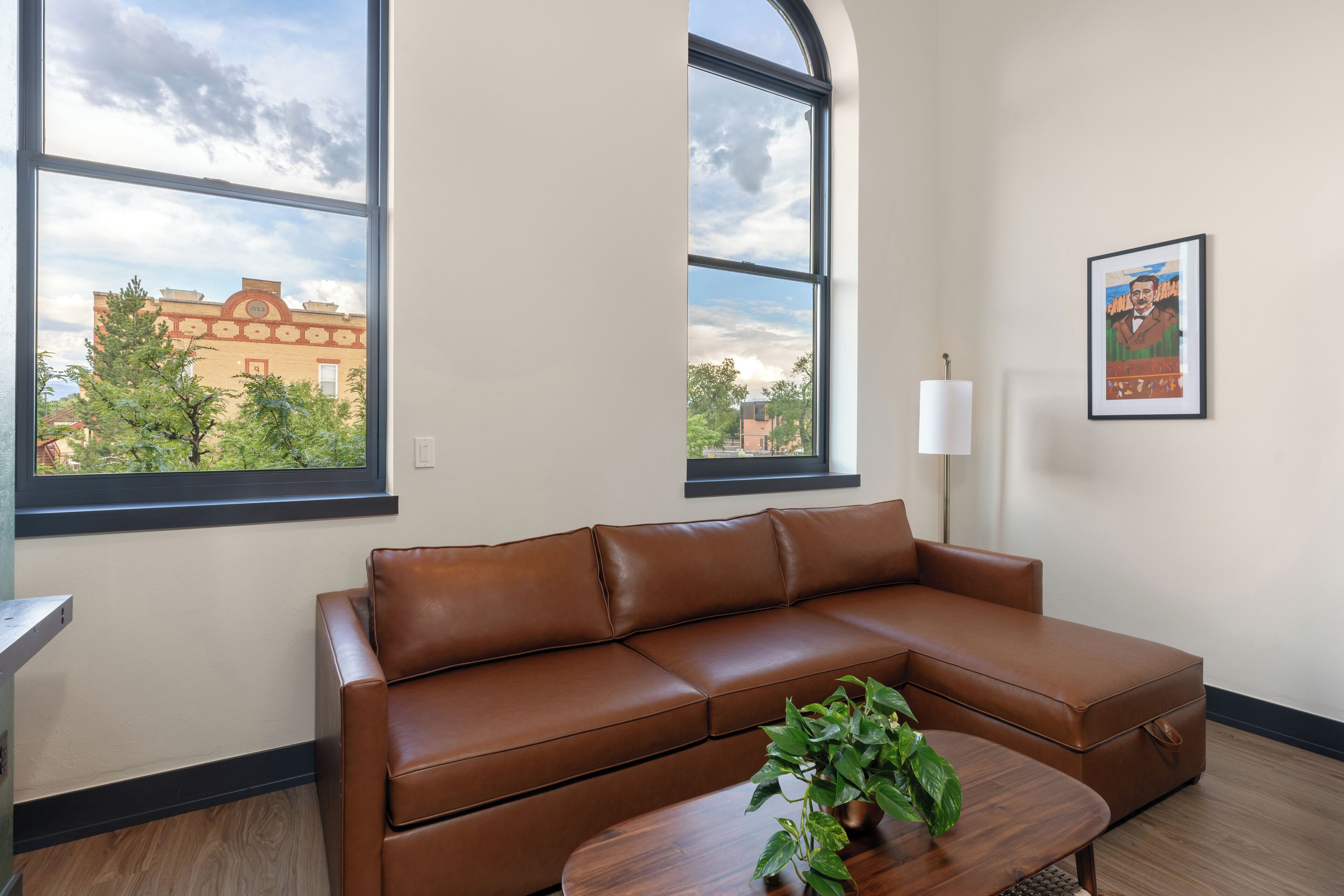 Deluxe Loft | Premium bedding, down duvets, free WiFi, bed sheets