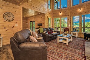 Smart-TV, peis, videospill og DVD-spiller