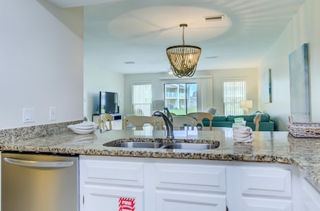 Townhome, Multiple Beds (2 C, Three Bedroom Townhome) | Private kitchen