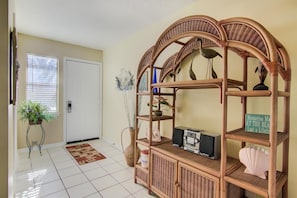 Interior - 3 A, Three Bedroom Townhome (Miramar Beach)